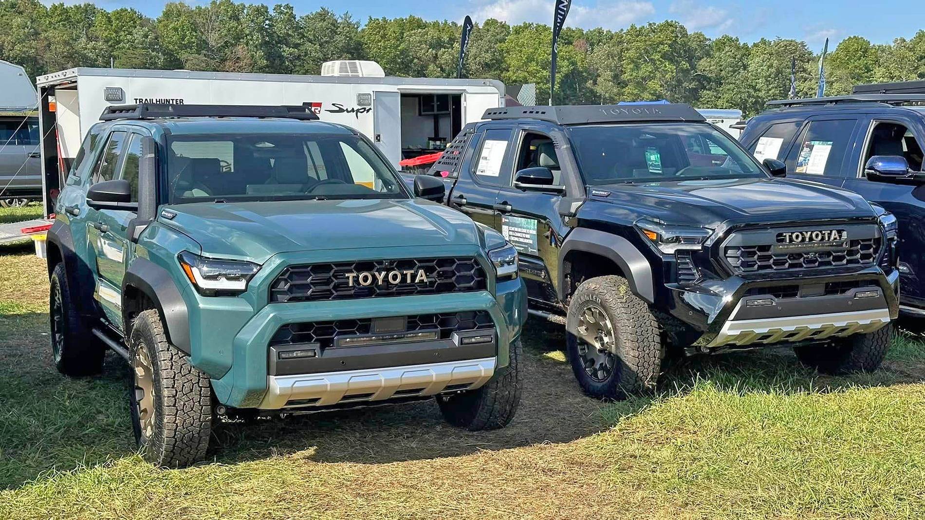 2025 Toyota 4runner Trailhunter Comparison: 2025 4Runner vs. 2024 Tacoma side by side look 2024 4Runner trailhunter vs. 2024 Tacoma Trailhunter comparison 2