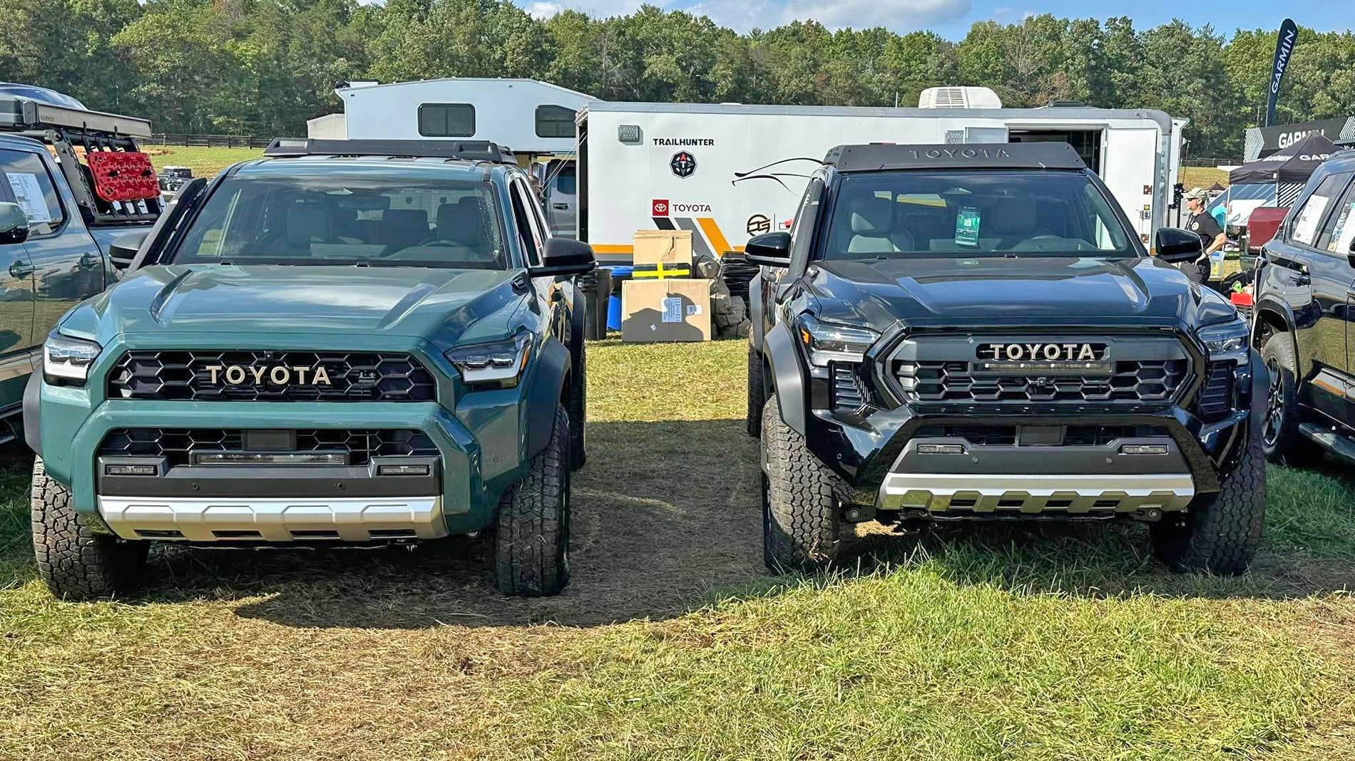 2025 Toyota 4runner Trailhunter Comparison: 2025 4Runner vs. 2024 Tacoma side by side look 2024 4Runner trailhunter vs. 2024 Tacoma Trailhunter comparison 3