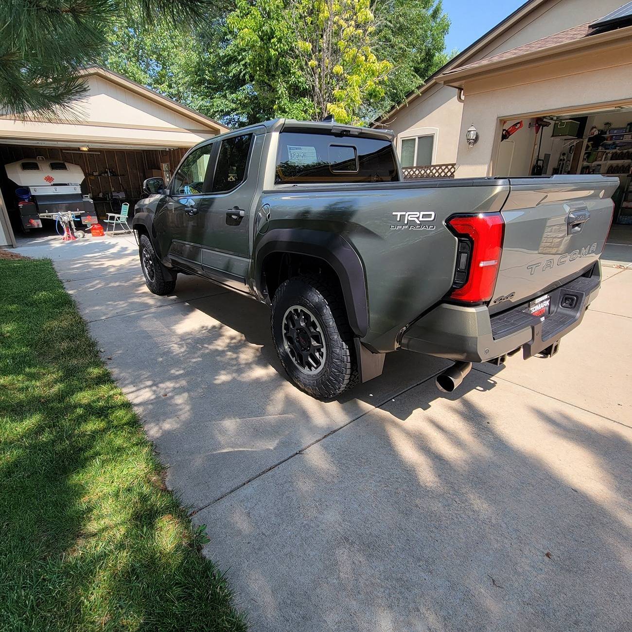 2025 Toyota 4runner 255/80-R17 on stock SR5? 20240725_102252-