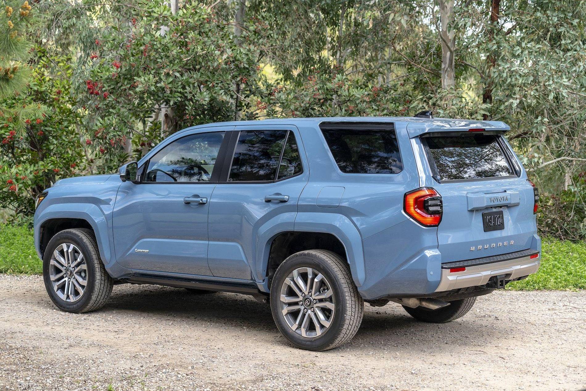 2025 Toyota 4runner 2025 4Runners arrive at US Port! [Heritage Blue TRD Off-Road first look] 2025-toyota-4runner-limited-111-jpg-6615620bef449