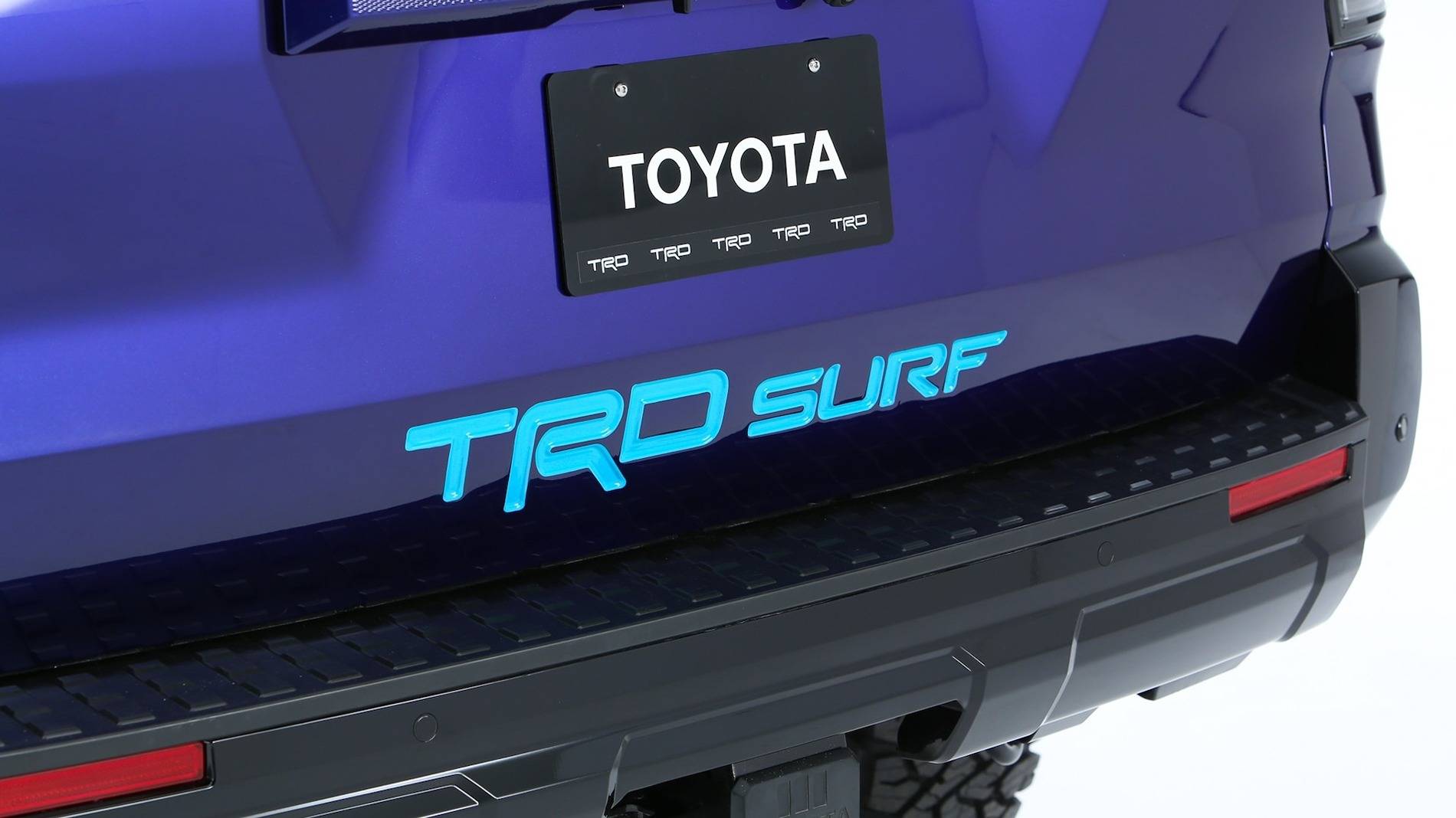 2025 Toyota 4runner Introducing 2025 Toyota 4Runner TRD Convertible Surf Concept 2025toyota4runnertrdsurfconcept2024semashow-13