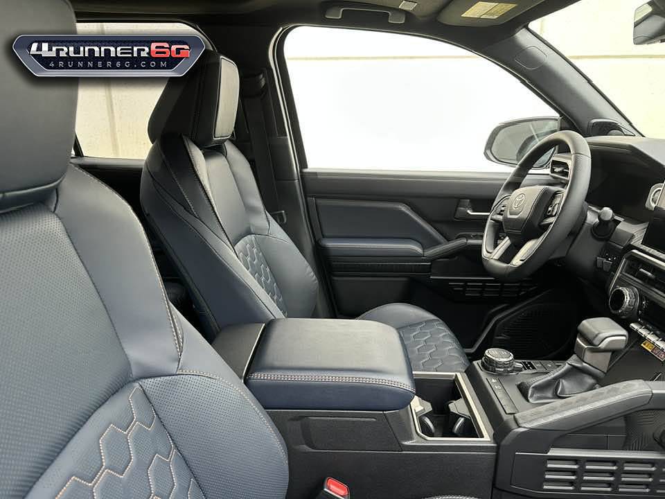 2025 Toyota 4runner Platinum 2025 4Runner first public look (Underground / Dark Navy interior) Dark Navy Interior Platinum Trim 2025 Toyota 4Runner 6th Gen Underground Exterior Color 2