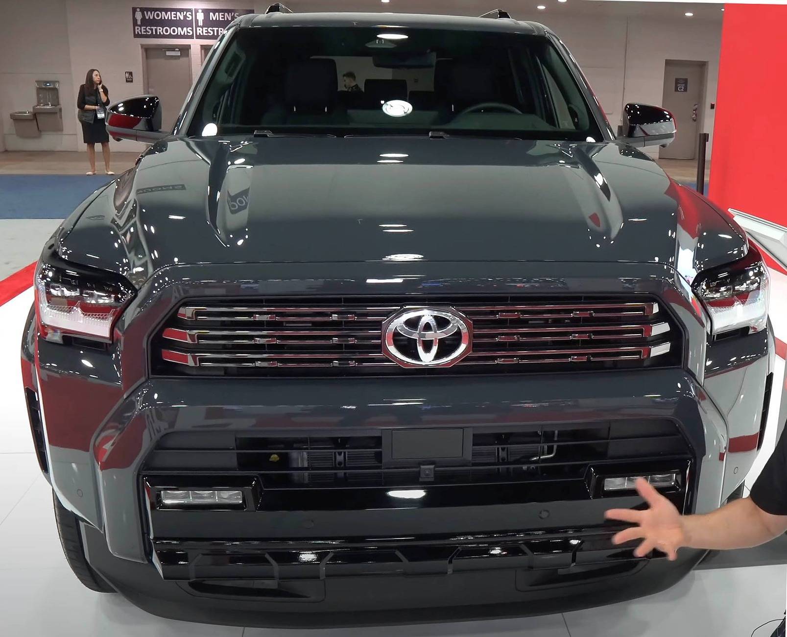 2025 Toyota 4runner 2025 4Runner Platinum (Underground) Review from Detroit Auto Show erground-platinum-color-2025-4runner-6th-gen-3-