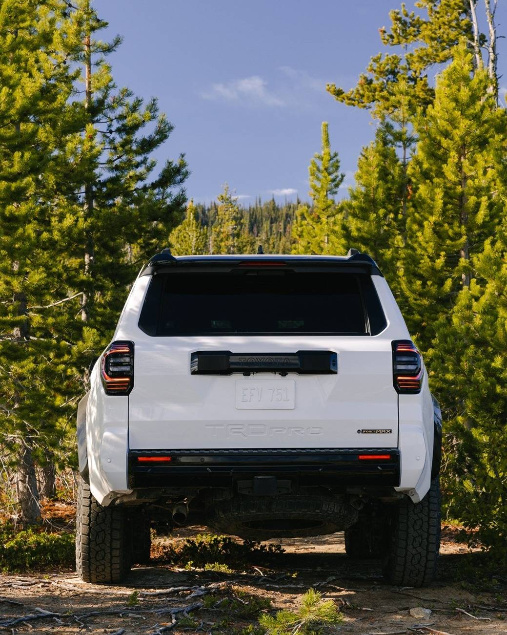 2025 Toyota 4runner ICE CAP WHITE 2025+ 4Runner 6th Gen Thread Ice Cap White TRD Pro 2025 4Runner 6th Gen Tires 3