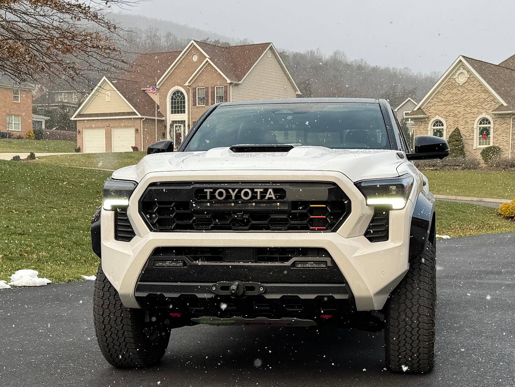 2025 Toyota 4runner Hidden Winch (Rough Country) install on TRD Pro front bumper -- no cutting required img_0677-