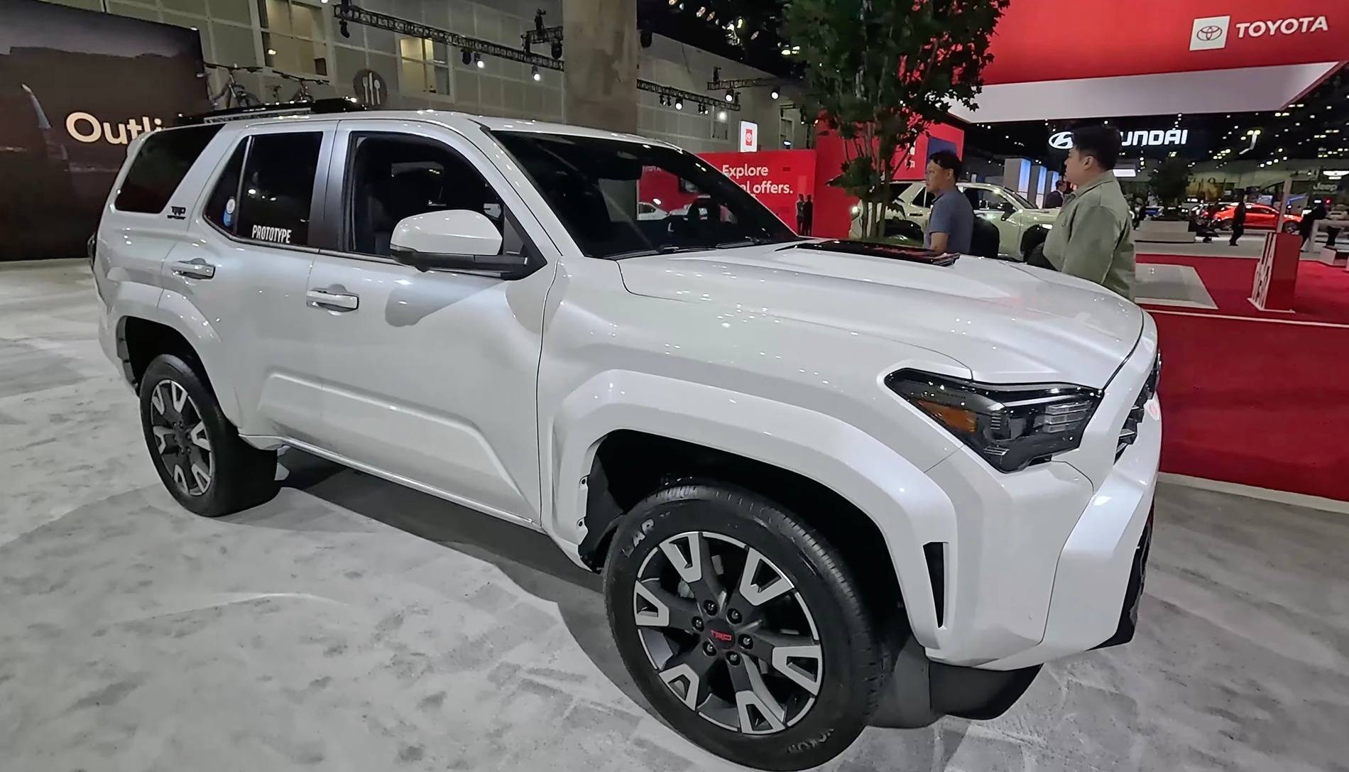 2025 Toyota 4runner WIND CHILL PEARL 2025+ 4Runner 6th Gen Thread or-2025-toyota-4runner-6th-gen-photos-exterior-