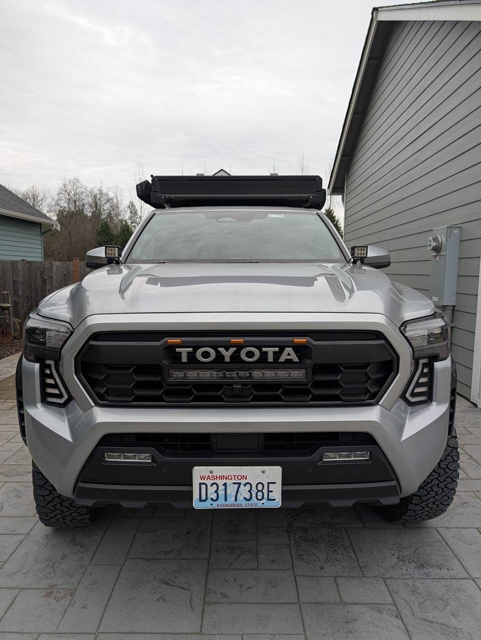 2025 Toyota 4runner DIY: Grill + Raptor Lights + Light Bar + Power Distribution Install (6th gen 4Runner compatible) pxl_20241206_215912643-