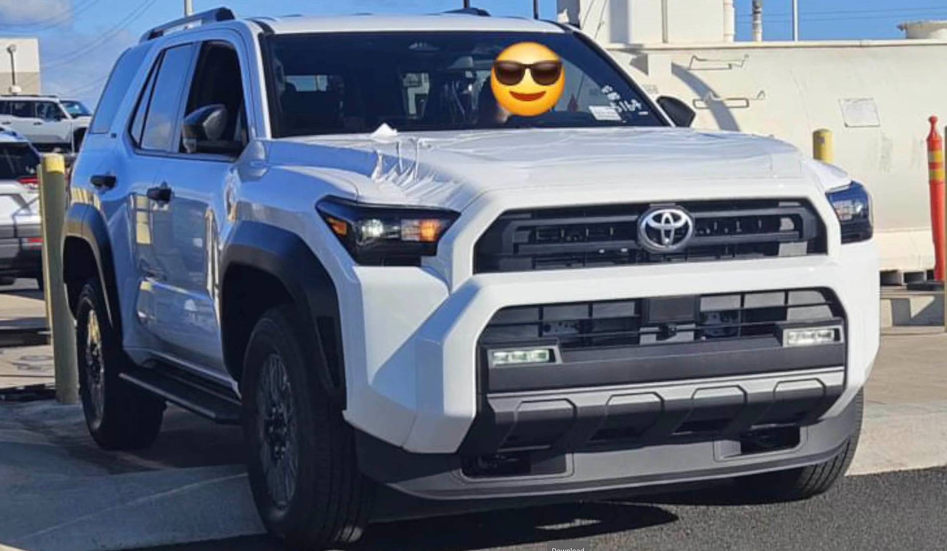 2025 Toyota 4runner More port arrivals! Everest TRD Off-Road + SR5 in Underground and Ice Cap SR5 Ice Cap 2025 4Runner 6th gen