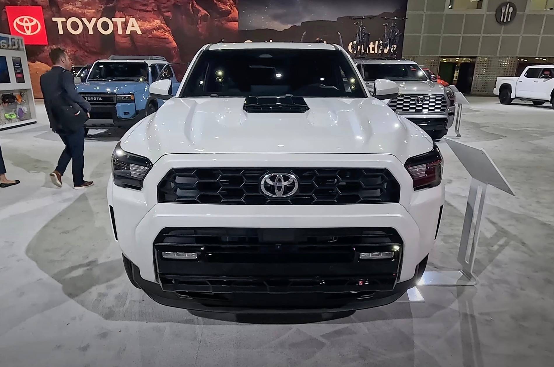 2025 Toyota 4runner TRD Sport Premium (Wind Chill Pearl / Black Interior) 2025 4Runner 6th Gen photos/video review @ LA Auto Show TRD Sport Premium windchill pearl : black interior 2025 toyota 4runner 6th gen photos exterior