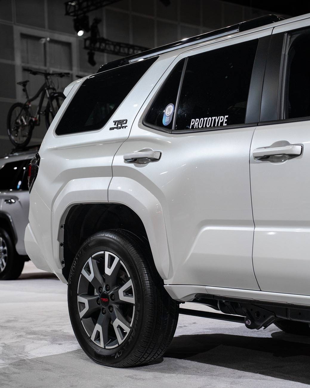 2025 Toyota 4runner TRD Sport Premium (Wind Chill Pearl / Black Interior) 2025 4Runner 6th Gen photos/video review @ LA Auto Show trd sport wheels windchill pearl white trd sport 2025 4runner 6th gen 4