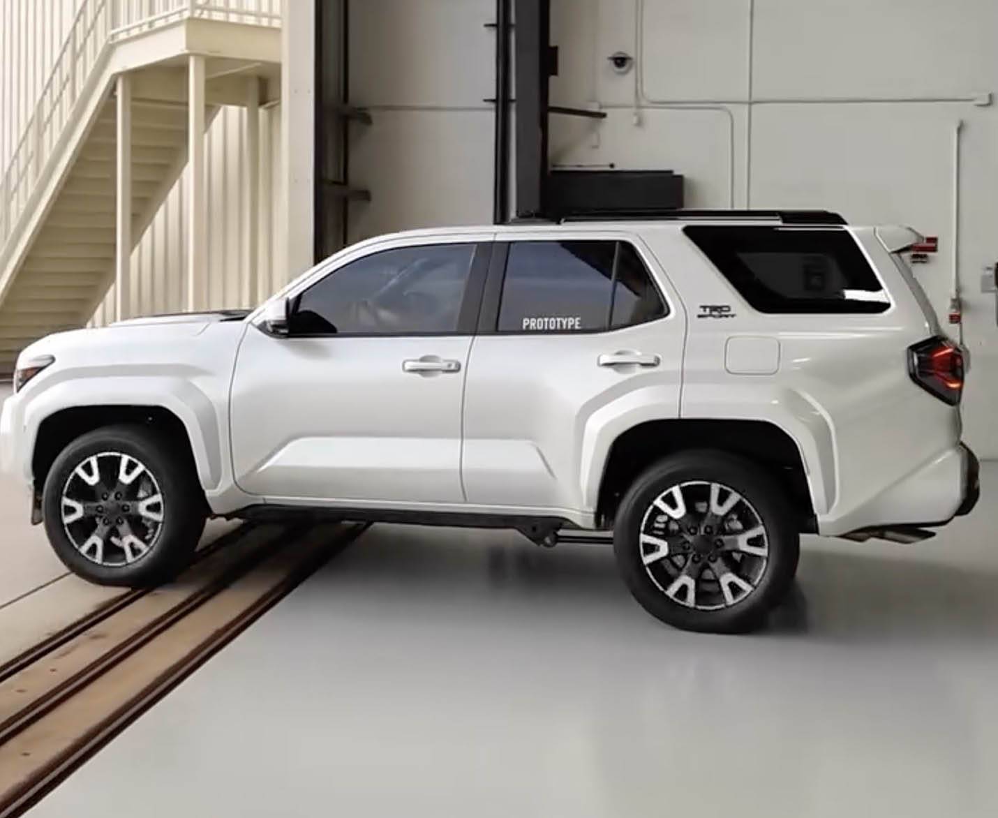 2025 Toyota 4runner TRD Sport i-Force gas engine & exhaust startup sound & drive off video (Wind Chill Pearl) Wind Chill Pearl White 2025 4Runner TRD Sport 6th gen photo 1