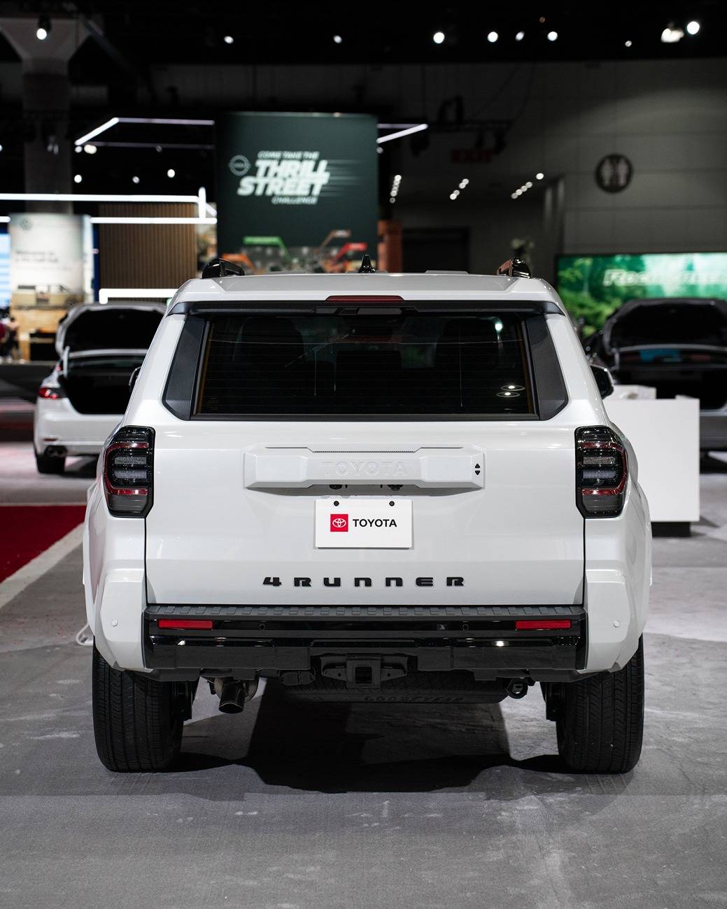 2025 Toyota 4runner TRD Sport Premium (Wind Chill Pearl / Black Interior) 2025 4Runner 6th Gen photos/video review @ LA Auto Show windchill pearl white trd sport 2025 4runner 6th gen 5