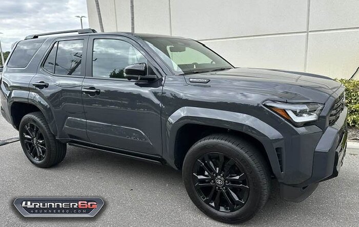 Platinum 2025 4Runner first public look (Underground / Dark Navy interior)