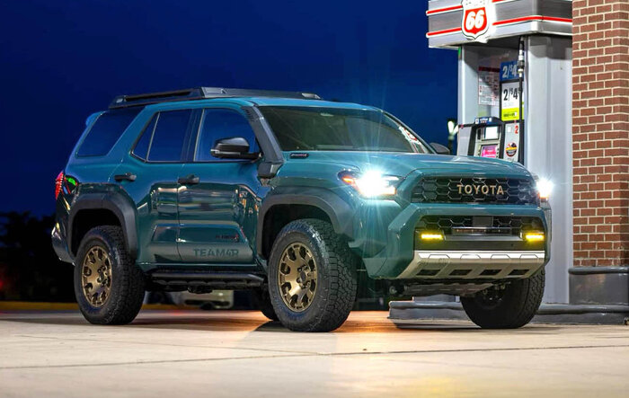 Trailhunter 2025 4Runner 6th Gen spotted @ Gas Station