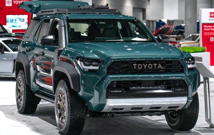 Everest Trailhunter 4Runner 6th gen at San Diego Auto Show