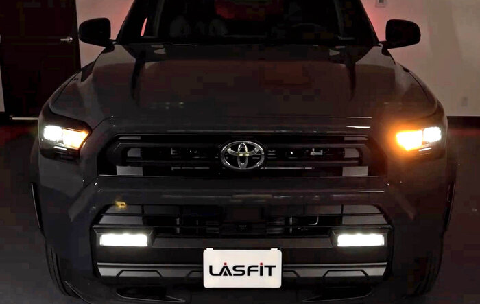 LASFIT Switchback LED Turn Signals vs. Stock Halogen Bulbs Video